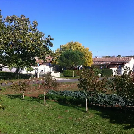 La Rocheraie D'hote B&B